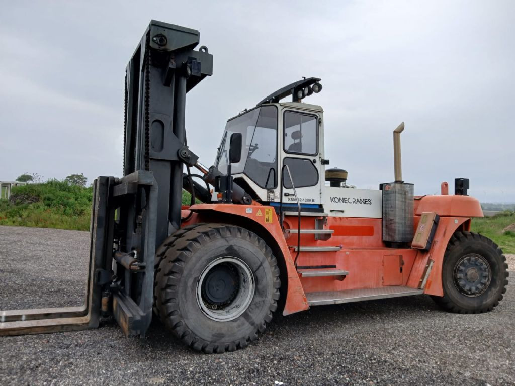 SMV 32-1200B - Diiseltõstuk: pilt 1 SMV 32-1200B - Diiseltõstuk: pilt 1