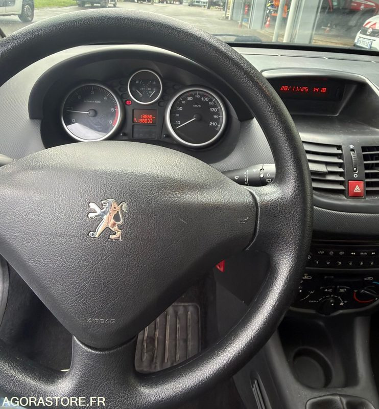 206 + - Auto: pilt 4 206 + - Auto: pilt 4