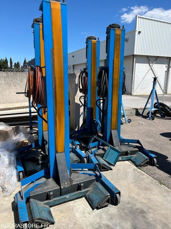 4 COLONNES SEFAC (2000) - Garaažiseadmed: pilt 1 4 COLONNES SEFAC (2000) - Garaažiseadmed: pilt 1