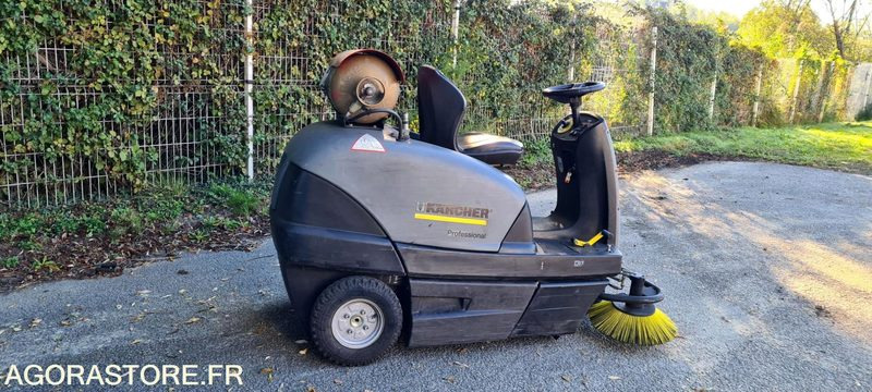 BALAYEUSE KARCHER - 2012 - 182 heures - Tänavapühkimismasin: pilt 2 BALAYEUSE KARCHER - 2012 - 182 heures - Tänavapühkimismasin: pilt 2