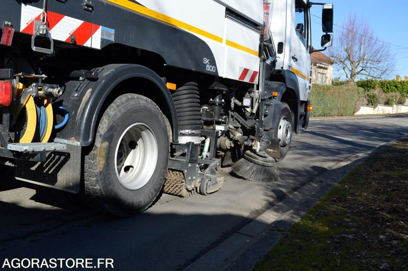 BALAYEUSE MERCEDES ATEGO 95000kms 2019 - Tänavapühkimismasin: pilt 5 BALAYEUSE MERCEDES ATEGO 95000kms 2019 - Tänavapühkimismasin: pilt 5