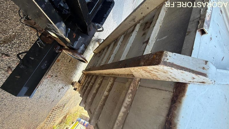 BENNE AMOVIBLE - Tarbesõiduk kallur: pilt 2 BENNE AMOVIBLE - Tarbesõiduk kallur: pilt 2