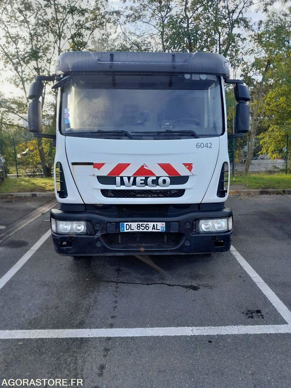 BOM 16T IVECO GNC NON ROULANT( 6042-66ICAM571X) - Prügiauto: pilt 2 BOM 16T IVECO GNC NON ROULANT( 6042-66ICAM571X) - Prügiauto: pilt 2