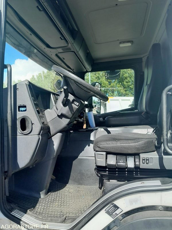 BOM 19T SCANIA GO (5615-66ICAM571X) - 2012 / 294 395 KM - Prügiauto: pilt 4 BOM 19T SCANIA GO (5615-66ICAM571X) - 2012 / 294 395 KM - Prügiauto: pilt 4