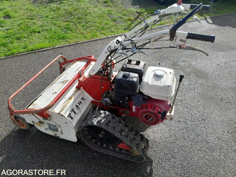 Broyeur à chenilles OREC HCR812 (BROY-19-0428-TAR) - Aiaseadmed: pilt 1 Broyeur à chenilles OREC HCR812 (BROY-19-0428-TAR) - Aiaseadmed: pilt 1