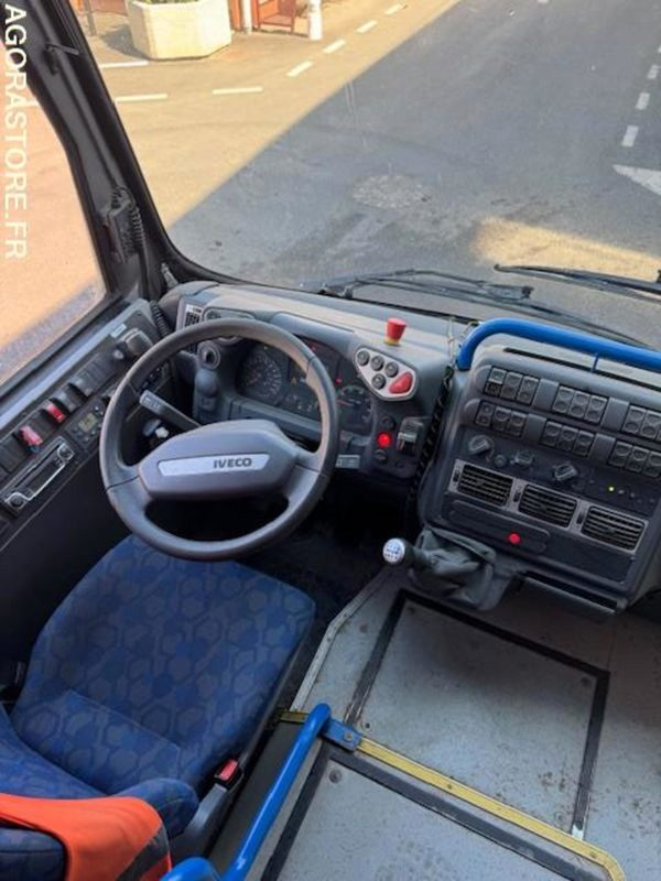 AUTO CAR 36 PLACES - IVECO PROWAY 100E22 126551kms 2008 - Buss: pilt 4 AUTO CAR 36 PLACES - IVECO PROWAY 100E22 126551kms 2008 - Buss: pilt 4