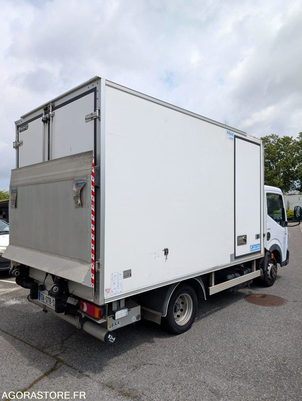 CAMION HAYON FRIGORIFIQUE MOINT DE 3T5 RENAUT MAXITY - Tarbesõiduk külmik: pilt 1 CAMION HAYON FRIGORIFIQUE MOINT DE 3T5 RENAUT MAXITY - Tarbesõiduk külmik: pilt 1