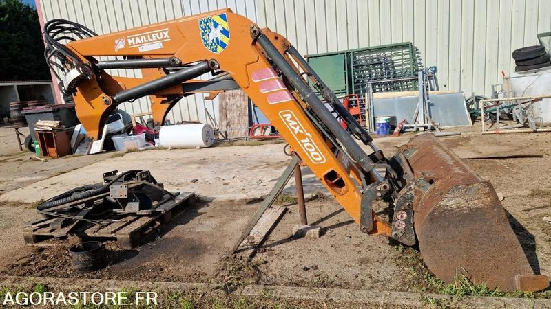 CHARGEUR MAILLEUX MX 100 - Traktor: pilt 3 CHARGEUR MAILLEUX MX 100 - Traktor: pilt 3