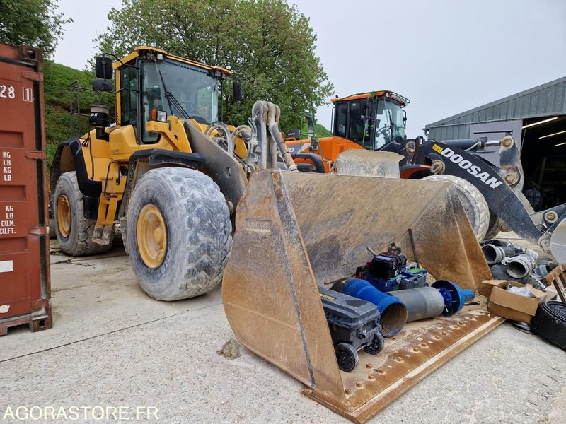 CHARGEUSE VOLVO L180 G - 2013 - 12 378 HEURES - Laadur: pilt 4 CHARGEUSE VOLVO L180 G - 2013 - 12 378 HEURES - Laadur: pilt 4