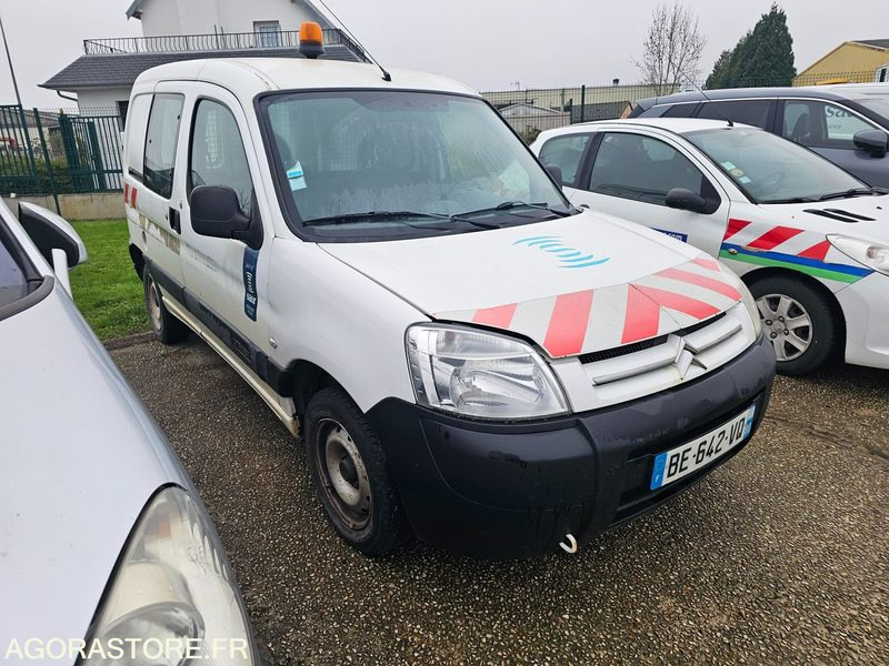 CITROEN BERLINGO - 2010 - 221150KM - BE642VQ - Väike kaubik: pilt 2 CITROEN BERLINGO - 2010 - 221150KM - BE642VQ - Väike kaubik: pilt 2