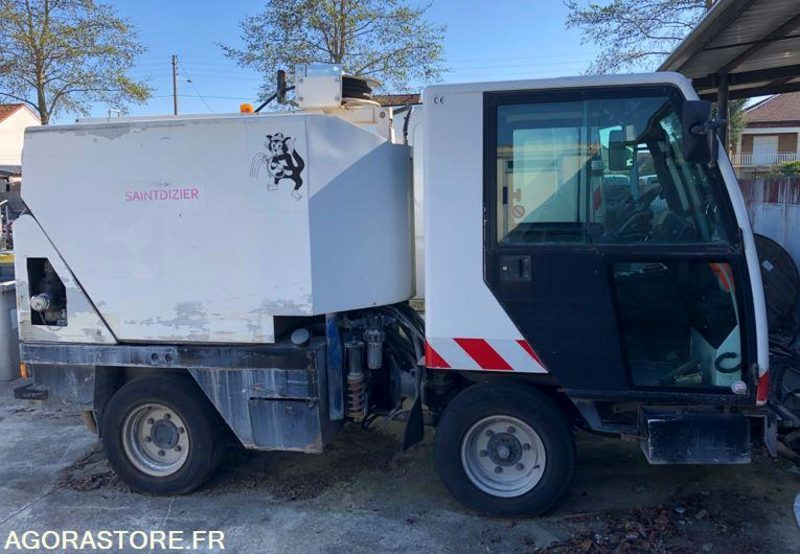 CITY LAV 2000 - Tänavapühkimismasin: pilt 1 CITY LAV 2000 - Tänavapühkimismasin: pilt 1