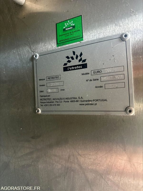CONTAINER AVEC CUVE DE 40 000L & SYSTEME DE DISTRIBUTION CARBURANT - 2015 - Tööriist/ Seadmed: pilt 4 CONTAINER AVEC CUVE DE 40 000L & SYSTEME DE DISTRIBUTION CARBURANT - 2015 - Tööriist/ Seadmed: pilt 4