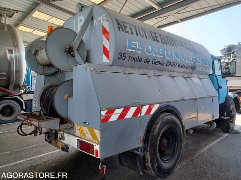 Camion HP / BERLIET 1976 4369GE69 Equipement incomplet - Vaakumveok: pilt 4 Camion HP / BERLIET 1976 4369GE69 Equipement incomplet - Vaakumveok: pilt 4
