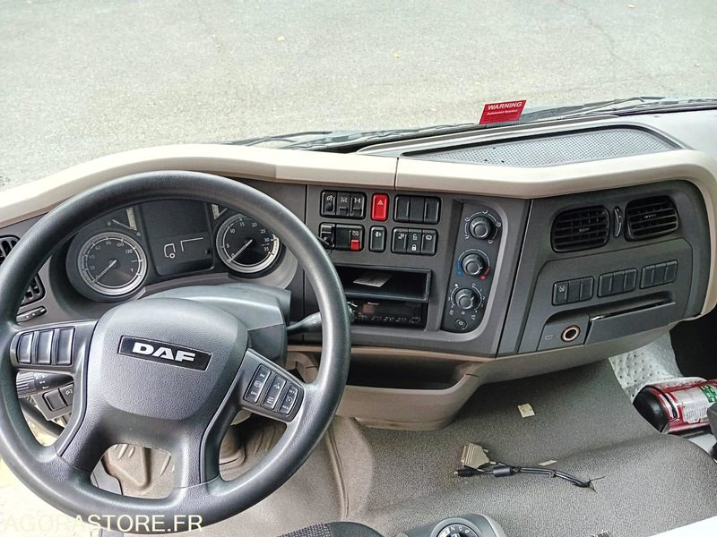 Camion citerne DAF LF310 - 2015 - 158 000km - Maastur: pilt 4 Camion citerne DAF LF310 - 2015 - 158 000km - Maastur: pilt 4