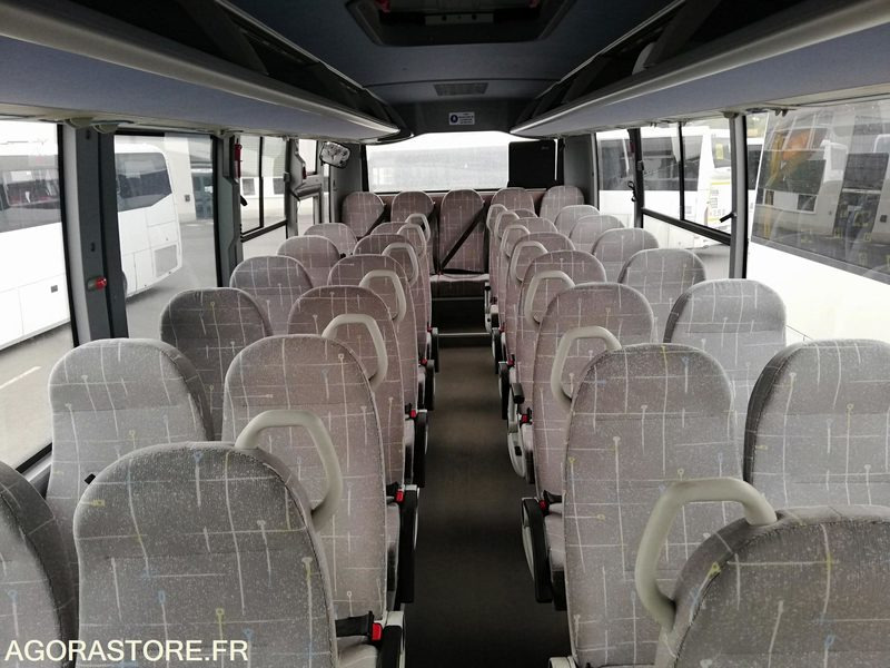 Car Isuzu Turquoise - 2017 - 110 000 km - Koolibuss: pilt 5 Car Isuzu Turquoise - 2017 - 110 000 km - Koolibuss: pilt 5