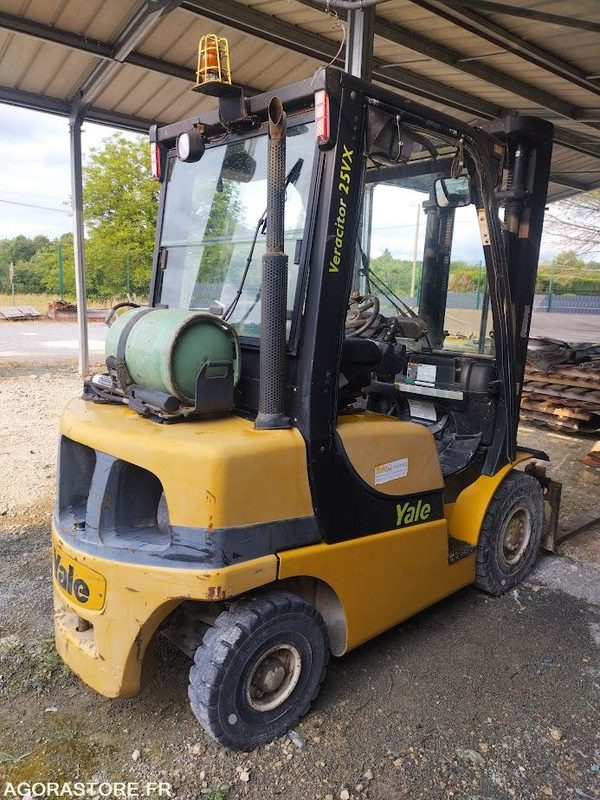 Chariot Élévateur YALE GLP25VX (2007) - Pour Pièces ou Réparation - Gaasitõstuk: pilt 3 Chariot Élévateur YALE GLP25VX (2007) - Pour Pièces ou Réparation - Gaasitõstuk: pilt 3