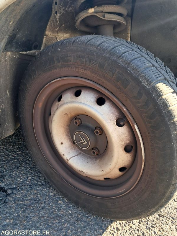 Citroën Berlingo 753 AGX 42 - Väike kaubik: pilt 3 Citroën Berlingo 753 AGX 42 - Väike kaubik: pilt 3