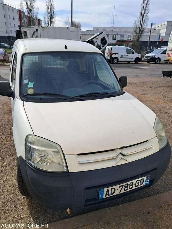 Citroën Berlingo AD-788-GD - Väike kaubik: pilt 1 Citroën Berlingo AD-788-GD - Väike kaubik: pilt 1