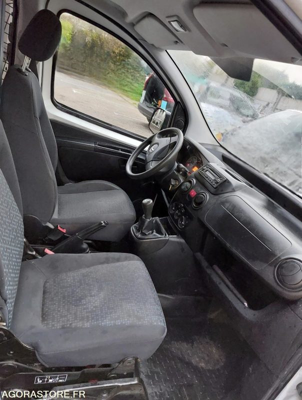 Citroën Némo 46373kms 2013 - Väike kaubik: pilt 5 Citroën Némo 46373kms 2013 - Väike kaubik: pilt 5