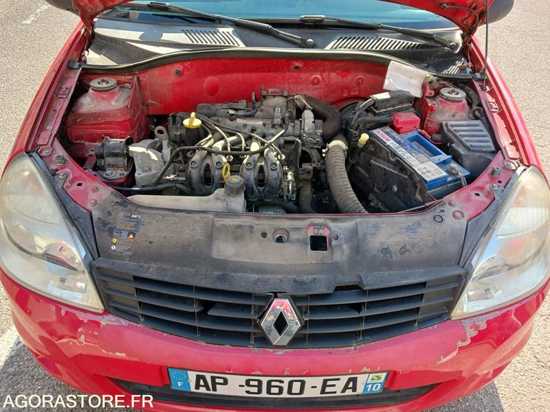 Clio 2010 - 99 363 km - Auto: pilt 4 Clio 2010 - 99 363 km - Auto: pilt 4