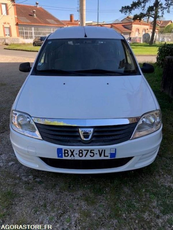DACIA LOGAN - Auto: pilt 2 DACIA LOGAN - Auto: pilt 2