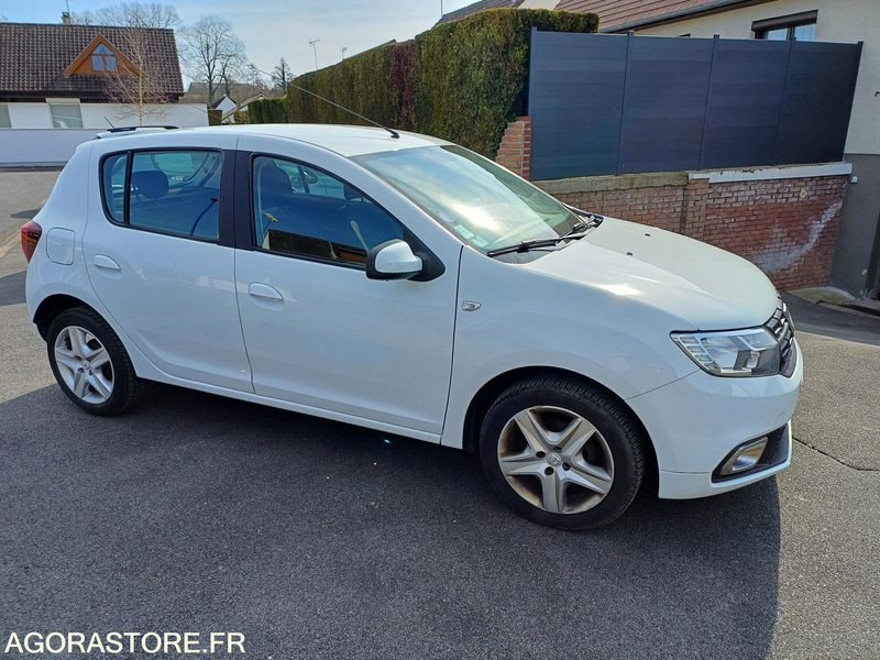 DACIA SANDERO EW-951-JH - 2018 - 179 000 km - Auto: pilt 2 DACIA SANDERO EW-951-JH - 2018 - 179 000 km - Auto: pilt 2