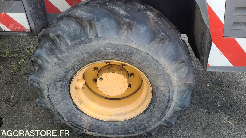 EAU 154 - Pellet hydraulique MECALAC 12 MXT - 2009 - Ekskavaator: pilt 3 EAU 154 - Pellet hydraulique MECALAC 12 MXT - 2009 - Ekskavaator: pilt 3