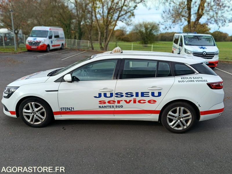 EJ-291-TB - Non Roulant - Renault MEGANE ESTATE - VP - 377 608 Kms - Universaal: pilt 2 EJ-291-TB - Non Roulant - Renault MEGANE ESTATE - VP - 377 608 Kms - Universaal: pilt 2