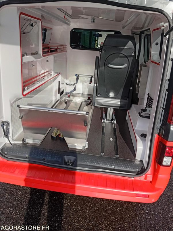 EY-676-MY - Non Roulant - RENAULT TRAFIC - VASP - 321 000 Kms - Kiirabiauto: pilt 5 EY-676-MY - Non Roulant - RENAULT TRAFIC - VASP - 321 000 Kms - Kiirabiauto: pilt 5