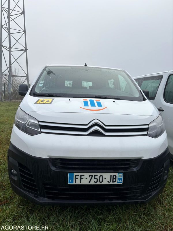 FF-750-JB - Roulant - CITROEN JUMPY SPACE TOURER - VP - 188 198 Kms - Väikebuss, Mikrobuss: pilt 4 FF-750-JB - Roulant - CITROEN JUMPY SPACE TOURER - VP - 188 198 Kms - Väikebuss, Mikrobuss: pilt 4