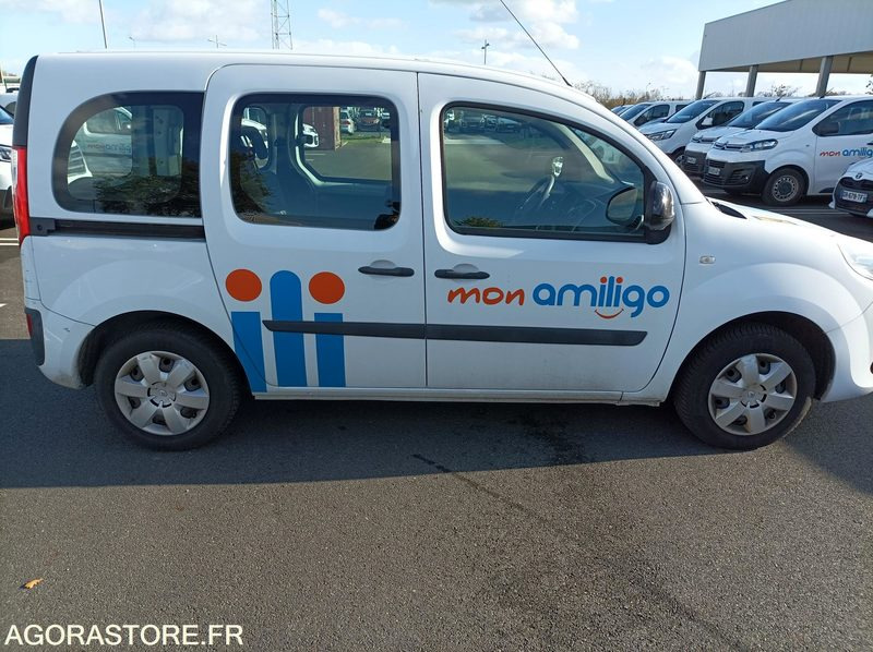 FH-367-HL - Roulant - RENAULT KANGOO - VP - 205 375 Kms - Auto: pilt 2 FH-367-HL - Roulant - RENAULT KANGOO - VP - 205 375 Kms - Auto: pilt 2