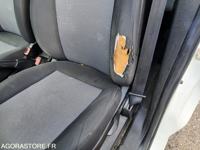 FIAT DOBLO C.1.3MTJ - Väike kaubik: pilt 5 FIAT DOBLO C.1.3MTJ - Väike kaubik: pilt 5