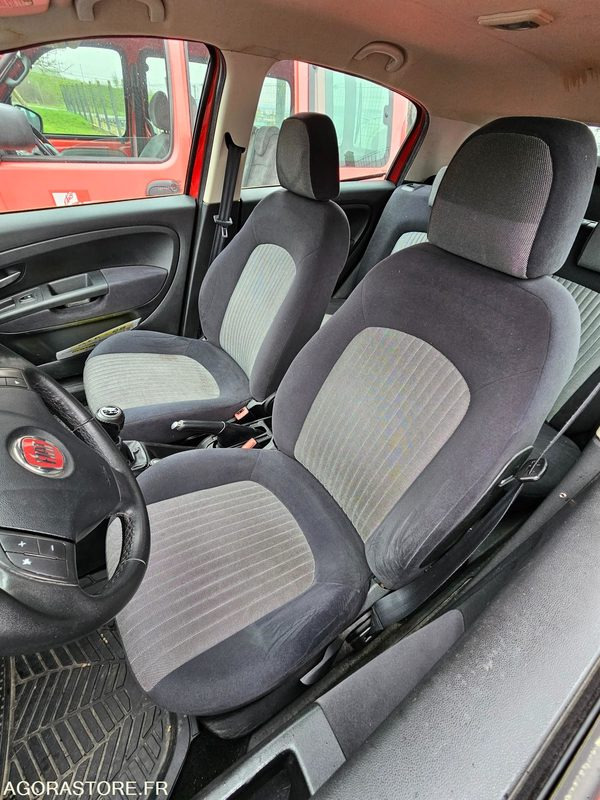 FIAT PUNTO 140419kms 2009 - AB389ML - Auto: pilt 5 FIAT PUNTO 140419kms 2009 - AB389ML - Auto: pilt 5