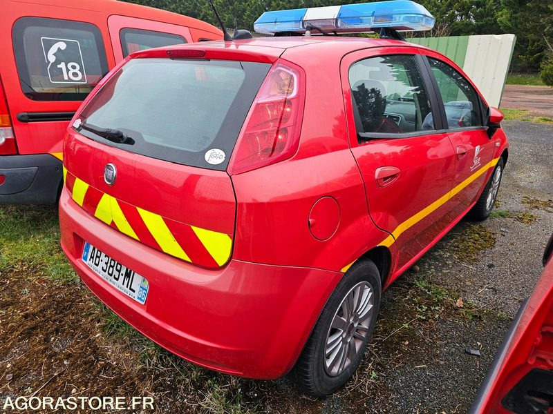 FIAT PUNTO 140419kms 2009 - AB389ML - Auto: pilt 3 FIAT PUNTO 140419kms 2009 - AB389ML - Auto: pilt 3