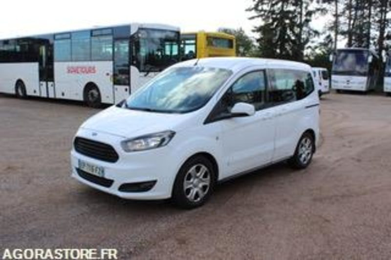 FORD TOURNEO - 2017 - 194 562 KMS - EP716FZ - Väike kaubik: pilt 2 FORD TOURNEO - 2017 - 194 562 KMS - EP716FZ - Väike kaubik: pilt 2