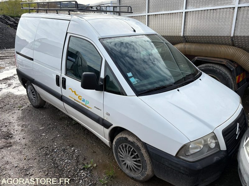 FOURGONNETTE CITROEN JUMPY - Väike kaubik: pilt 2 FOURGONNETTE CITROEN JUMPY - Väike kaubik: pilt 2