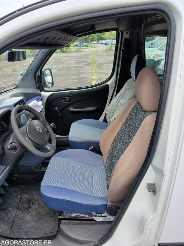 Fiat Doblo (49505) - Väike kaubik: pilt 4 Fiat Doblo (49505) - Väike kaubik: pilt 4