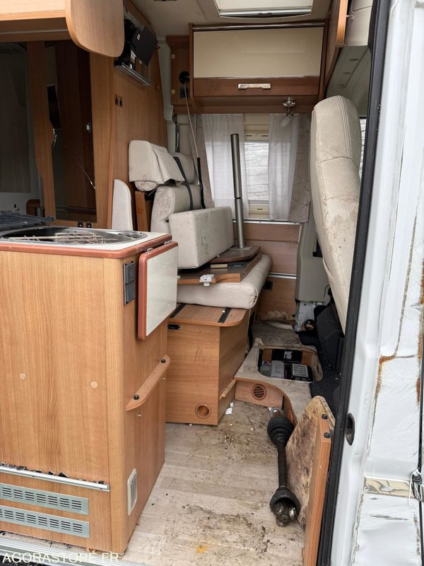 Fiat Ducato, camping-car - 2017 - 62000km - accidenté - Campervan: pilt 4 Fiat Ducato, camping-car - 2017 - 62000km - accidenté - Campervan: pilt 4