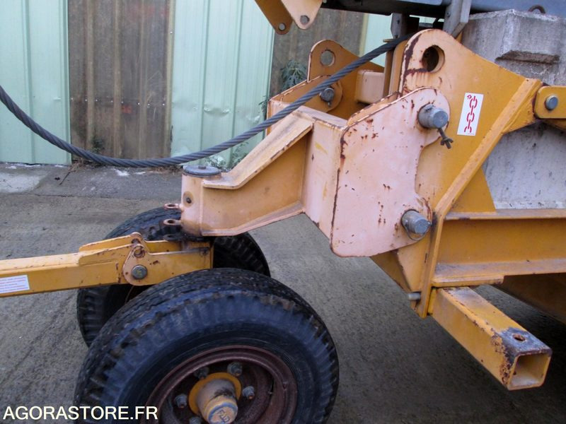 GRUE - POTAIN HD 10 A - TRES BON ETAT - Tornkraana: pilt 5 GRUE - POTAIN HD 10 A - TRES BON ETAT - Tornkraana: pilt 5