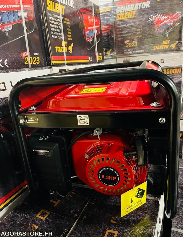 Groupe électrogène neuf jamais servi 8000 watts essence - Generaatorikomplekt: pilt 3 Groupe électrogène neuf jamais servi 8000 watts essence - Generaatorikomplekt: pilt 3