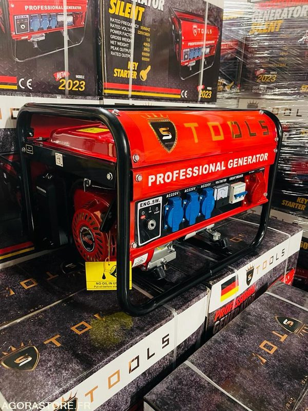Groupe électrogène neuf jamais servi 8000 watts essence - Generaatorikomplekt: pilt 1 Groupe électrogène neuf jamais servi 8000 watts essence - Generaatorikomplekt: pilt 1