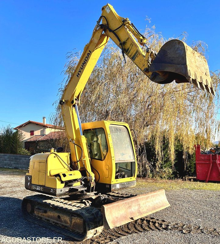 HYUNDAI ROBEX 80-7 - Ekskavaator: pilt 1 HYUNDAI ROBEX 80-7 - Ekskavaator: pilt 1