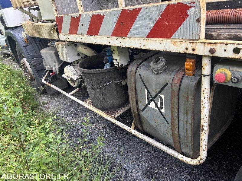 Vaakumveok Hydrocureurs Scania P460 - BN003MX - 2000 / 572 216 KM: pilt 6
