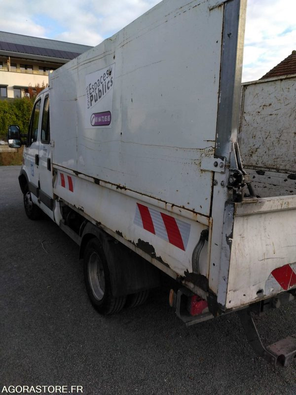 IVECO 35C13  N0 230 - Tarbesõiduk kallur: pilt 2 IVECO 35C13  N0 230 - Tarbesõiduk kallur: pilt 2