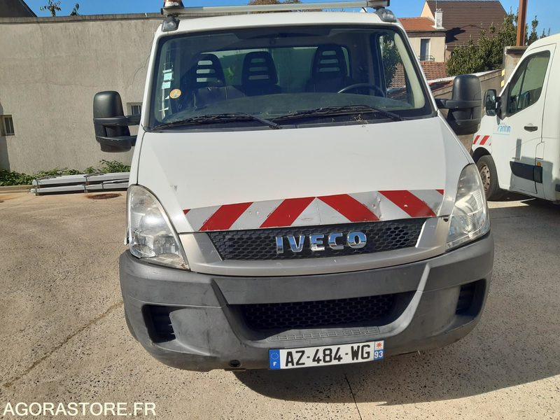 IVECO BENNE DANS L'ETAT - Tarbesõiduk kallur: pilt 5 IVECO BENNE DANS L'ETAT - Tarbesõiduk kallur: pilt 5