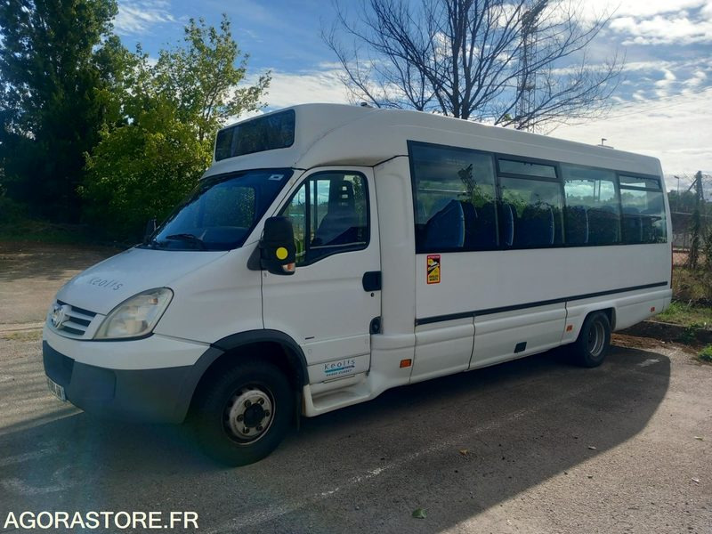 IVECO DAILY N°092054 - Väikebuss: pilt 2 IVECO DAILY N°092054 - Väikebuss: pilt 2