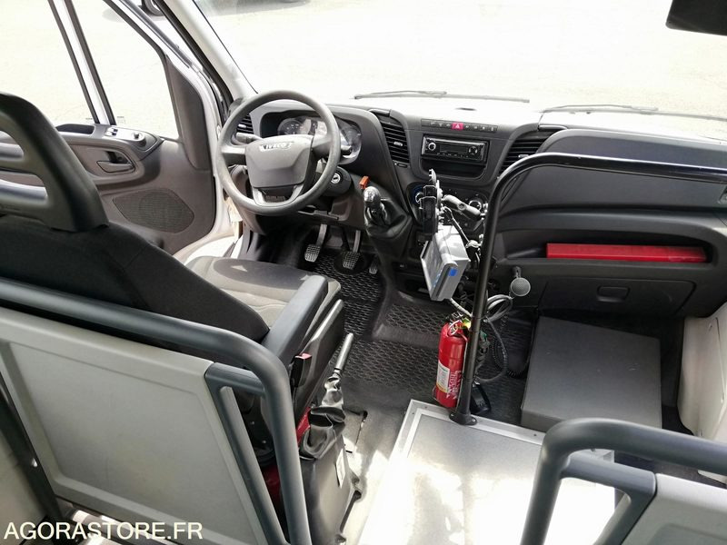 Iveco Daily Line - Väikebuss, Mikrobuss: pilt 5 Iveco Daily Line - Väikebuss, Mikrobuss: pilt 5