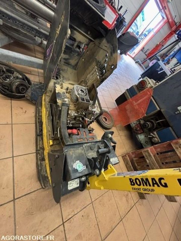 LOT DE 2 PLAQUES BOMAG BPR 60/65D/E ET BPR45/55D 2019 ET 2022 - Vibraatorplaat: pilt 5 LOT DE 2 PLAQUES BOMAG BPR 60/65D/E ET BPR45/55D 2019 ET 2022 - Vibraatorplaat: pilt 5