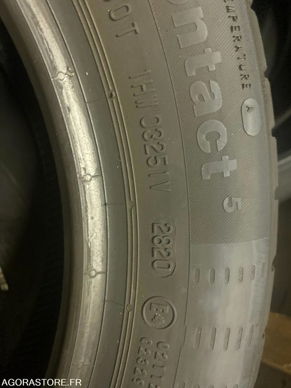 LOT DE 50 PNEUS ETE CONTINENTAL ECOCONTACT 5 165/60R15 81H DOT 2020 - ETAT NEUF - Tööriist/ Seadmed: pilt 4 LOT DE 50 PNEUS ETE CONTINENTAL ECOCONTACT 5 165/60R15 81H DOT 2020 - ETAT NEUF - Tööriist/ Seadmed: pilt 4