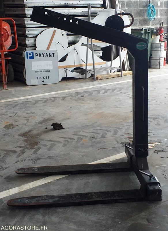 Lève-palette reglable pour camion grue Jamais Servi - Kahvlid: pilt 1 Lève-palette reglable pour camion grue Jamais Servi - Kahvlid: pilt 1
